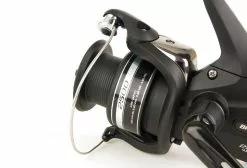 Shimano Baitrunner ST 2500 FB -Angeltaschen Verkaufsgeschäft shimano baitrunner st 2500 fb detail front2 1280x1280